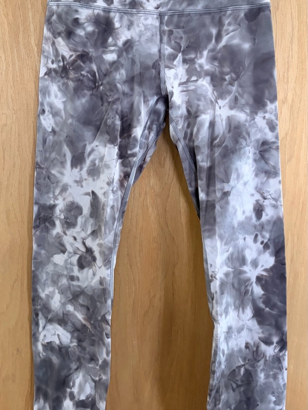 Lululemon Align High-Rise Size 4 Leggings in Mauve Taupe